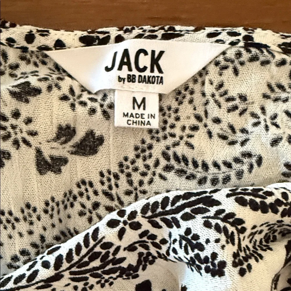 EVERYTHING $10: BB Dakota Women's Black and White Floral Wrap Blouse - Picture 2 of 5